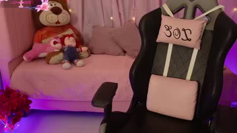 Snapshot of zoe_sullivan_ chatting on July 24, 2026, 9:07 am zoe_sullivan_ online show from July 24, 2026, 9:07 am