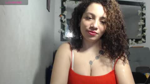 Snapshot of zoe_tai chatting on October 28, 2025, 10:52 am zoe tai online show from October 28, 2025, 10:52 am