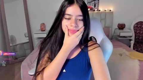 Zoe online show from September 18, 2025, 11:34 am