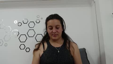 Snapshot of zoe_velvet chatting on October 6, 2025, 10:18 pm Carolina online show from October 6, 2025, 10:18 pm