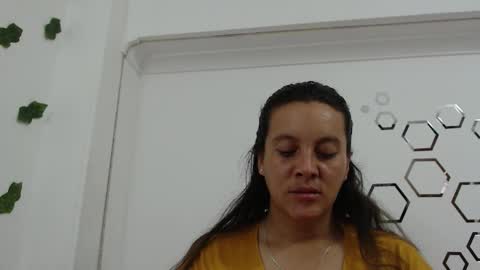 Carolina online show from November 24, 2025, 9:25 pm