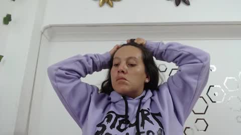 Carolina online show from February 2, 2026, 10:19 pm