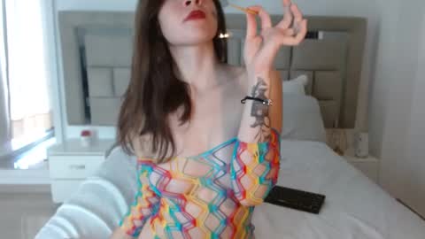 Snapshot of zoecruzz chatting on January 22, 2025, 2:14 pm ZOE online show from January 22, 2025, 2:14 pm