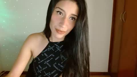 zoe online show from March 8, 2025, 2:23 am