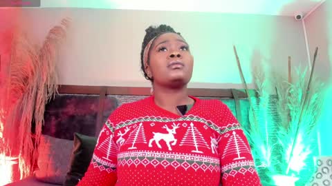 Snapshot of zoee_23 chatting on December 18, 2024, 11:56 am Zoe online show from December 18, 2024, 11:56 am