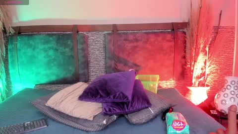 Snapshot of zoee_23 chatting on February 4, 2025, 1:38 pm Zoe online show from February 4, 2025, 1:38 pm