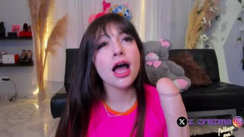 Snapshot of zoee_cruz chatting on February 26, 2025, 6:11 pm Camila  online show from February 26, 2025, 6:11 pm