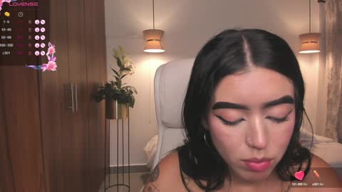 Snapshot of zoee_jackson chatting on December 4, 2024, 11:02 pm zoee jackson online show from December 4, 2024, 11:02 pm