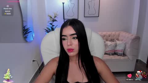 Snapshot of zoee_jackson chatting on December 14, 2024, 7:57 pm zoee jackson online show from December 14, 2024, 7:57 pm