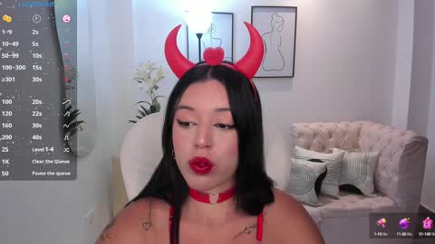 Snapshot of zoee_jackson chatting on January 13, 2025, 6:38 pm zoee jackson online show from January 13, 2025, 6:38 pm