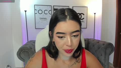 Snapshot of zoee_jackson chatting on February 3, 2025, 6:49 pm zoee jackson online show from February 3, 2025, 6:49 pm