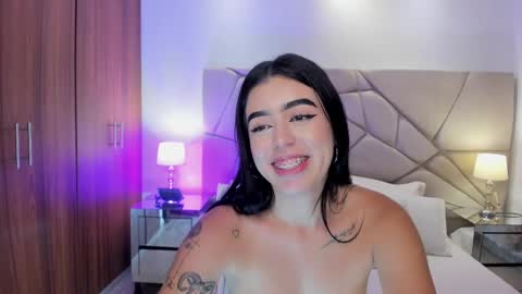 Snapshot of zoee_jackson chatting on March 10, 2025, 1:12 am zoee jackson online show from March 10, 2025, 1:12 am