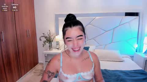 Snapshot of zoee_jackson chatting on March 12, 2025, 11:22 pm zoee jackson online show from March 12, 2025, 11:22 pm