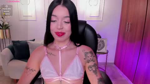 Snapshot of zoee_jackson chatting on July 8, 2026, 7:07 pm zoee jackson online show from July 8, 2026, 7:07 pm