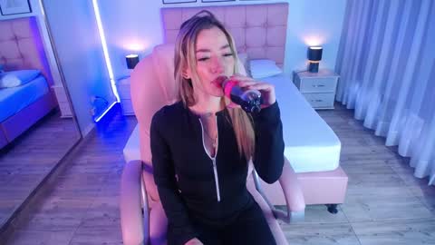 zoe online show from January 18, 2025, 12:04 pm