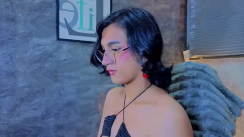 Snapshot of zoee_kiss_ chatting on May 22, 2026, 6:09 am ZOE online show from May 22, 2026, 6:09 am