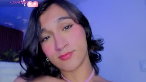 Snapshot of zoee_kiss_ chatting on June 5, 2026, 6:52 am ZOE online show from June 5, 2026, 6:52 am