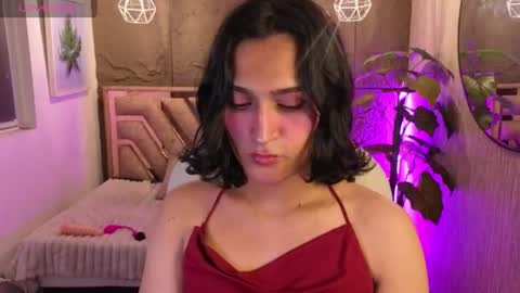 Snapshot of zoee_kiss_ chatting on July 26, 2026, 4:09 am ZOE online show from July 26, 2026, 4:09 am