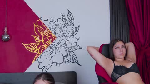 Zoe online show from January 11, 2025, 4:46 pm