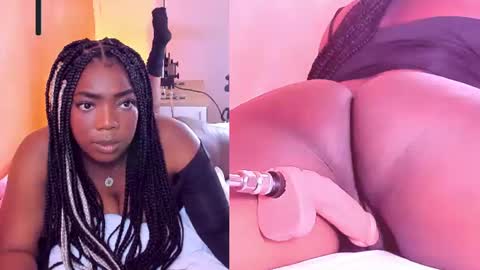 Snapshot of zoeethompson_cm chatting on July 20, 2026, 11:23 am online show from July 20, 2026, 11:23 am