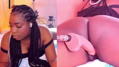 Snapshot of zoeethompson_cm chatting on July 23, 2026, 11:08 am online show from July 23, 2026, 11:08 am