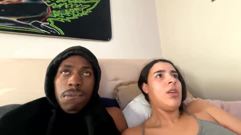 LovelyLatin25 online show from January 19, 2025, 9:34 pm