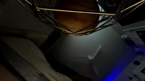 LovelyLatin25 online show from January 22, 2025, 2:24 pm