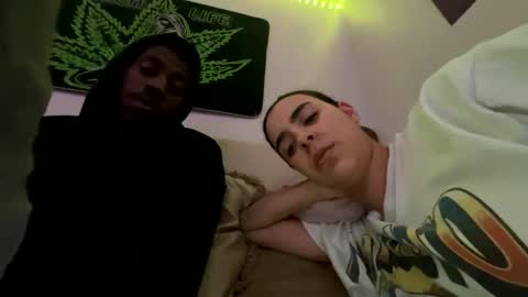 LovelyLatin25 online show from January 22, 2025, 10:37 pm