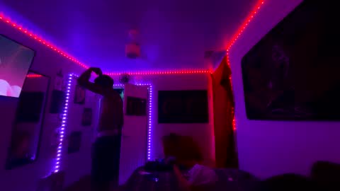 LovelyLatin25 online show from February 4, 2025, 12:51 am