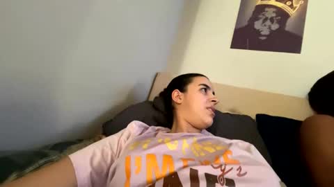 LovelyLatin25 online show from February 4, 2025, 9:41 pm