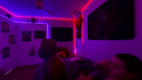 LovelyLatin25 online show from February 5, 2025, 11:50 pm