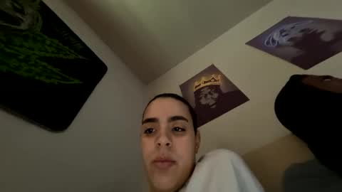 LovelyLatin25 online show from February 6, 2025, 4:03 pm