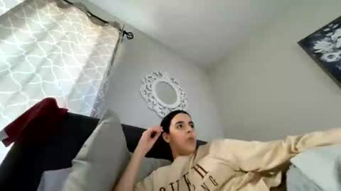 LovelyLatin25 online show from March 2, 2025, 9:43 pm