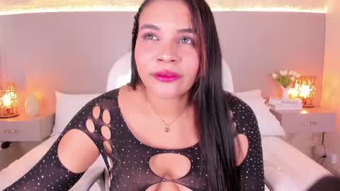 Zoe online show from May 14, 2026, 3:57 am