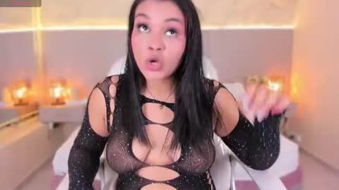 Zoe online show from August 6, 2026, 3:30 am