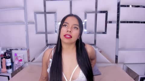 ZoeSwam online show from January 22, 2025, 7:13 pm