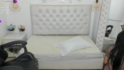 Snapshot of zoeth_ruiz chatting on January 18, 2025, 12:15 pm zoeth_ruiz online show from January 18, 2025, 12:15 pm