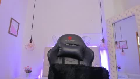 Snapshot of zoeth_ruiz chatting on March 11, 2025, 3:23 pm zoeth_ruiz online show from March 11, 2025, 3:23 pm