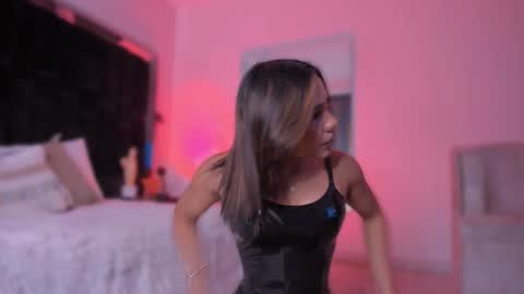 Snapshot of zoevidal_ chatting on September 22, 2025, 11:45 am zoevidal_ online show from September 22, 2025, 11:45 am