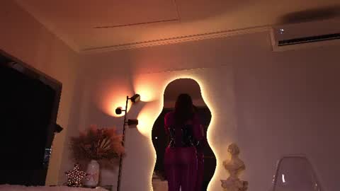 Snapshot of zoevidal_ chatting on June 22, 2026, 12:02 pm zoevidal_ online show from June 22, 2026, 12:02 pm