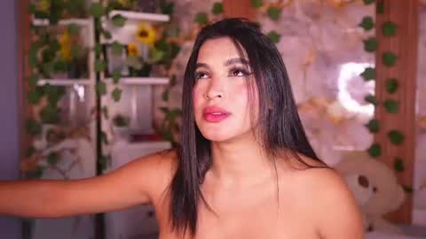 zoey fox  online show from June 18, 2026, 3:29 am