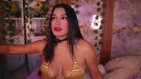 zoey fox  online show from June 23, 2026, 3:04 am