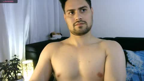 Snapshot of zohan_haidar chatting on February 20, 2025, 5:44 am ZohanMohamed online show from February 20, 2025, 5:44 am