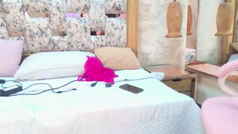 zoley  online show from January 13, 2026, 3:01 am