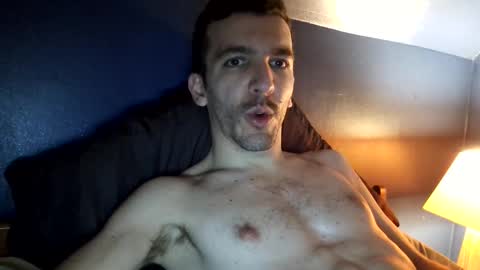 Snapshot of zommmmmmmmm chatting on March 25, 2026, 9:43 pm zom online show from March 25, 2026, 9:43 pm