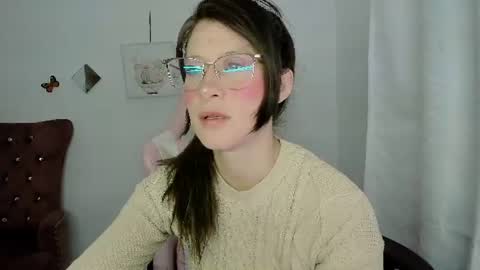 Snapshot of zooeybelair chatting on July 12, 2026, 5:09 am Alicie online show from July 12, 2026, 5:09 am