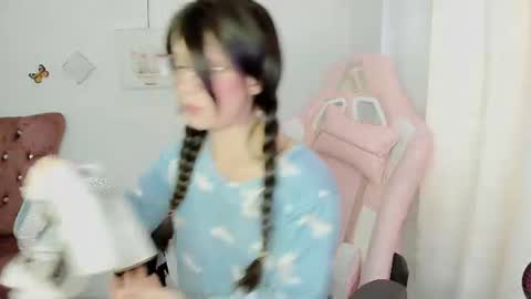 Snapshot of zooeybelair chatting on July 14, 2026, 3:40 pm Alicie online show from July 14, 2026, 3:40 pm