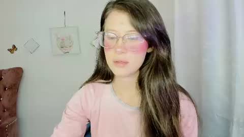 Snapshot of zooeybelair chatting on July 28, 2026, 4:08 am Alicie online show from July 28, 2026, 4:08 am