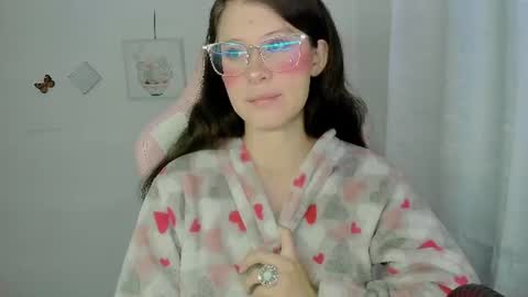 Snapshot of zooeybelair chatting on August 8, 2026, 4:03 am Alicie online show from August 8, 2026, 4:03 am