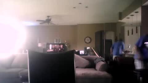 zooroxxx101 online show from February 5, 2026, 7:18 pm